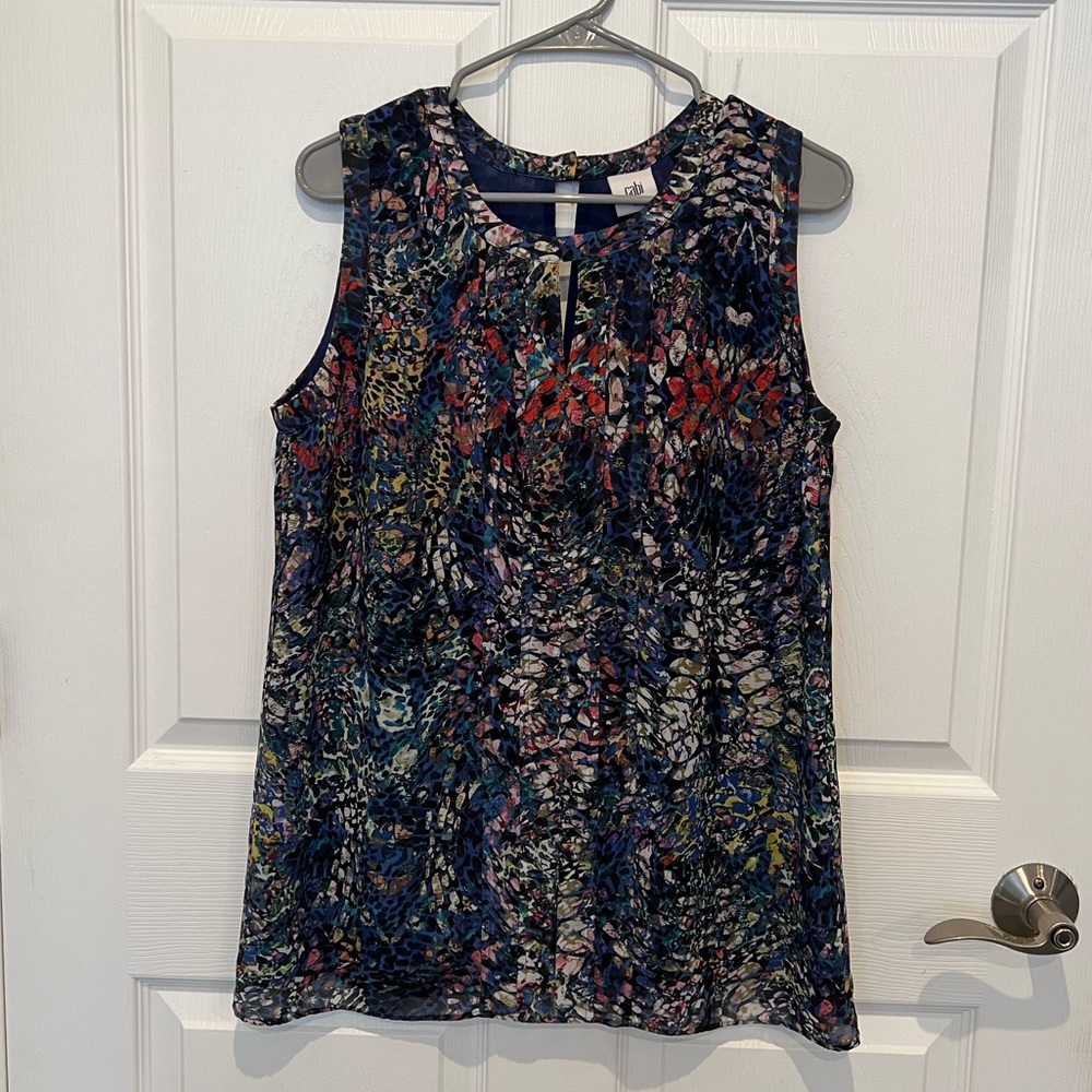 Cabi Stained Glass Keyhole Top